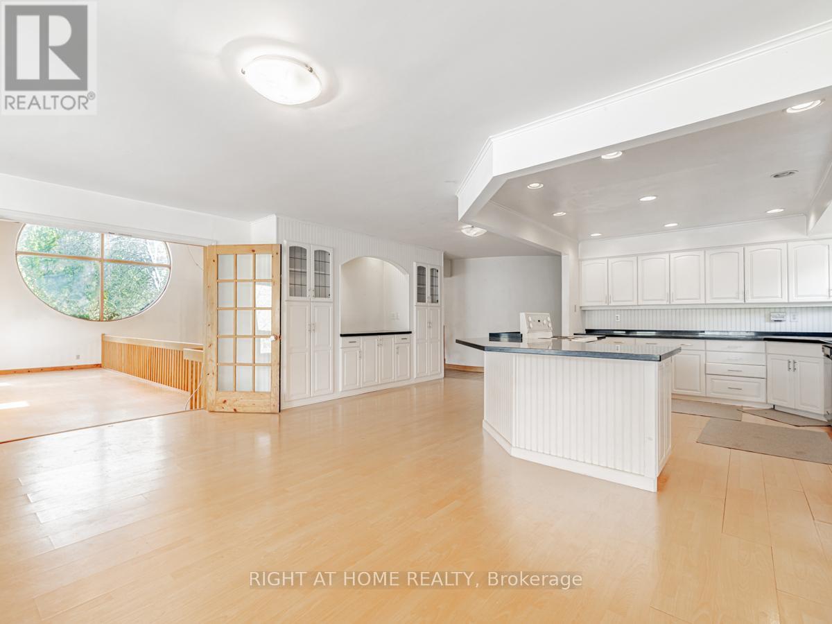 4282 Vivian Road, Whitchurch-Stouffville, Ontario  L4A 1Z2 - Photo 9 - N12673328