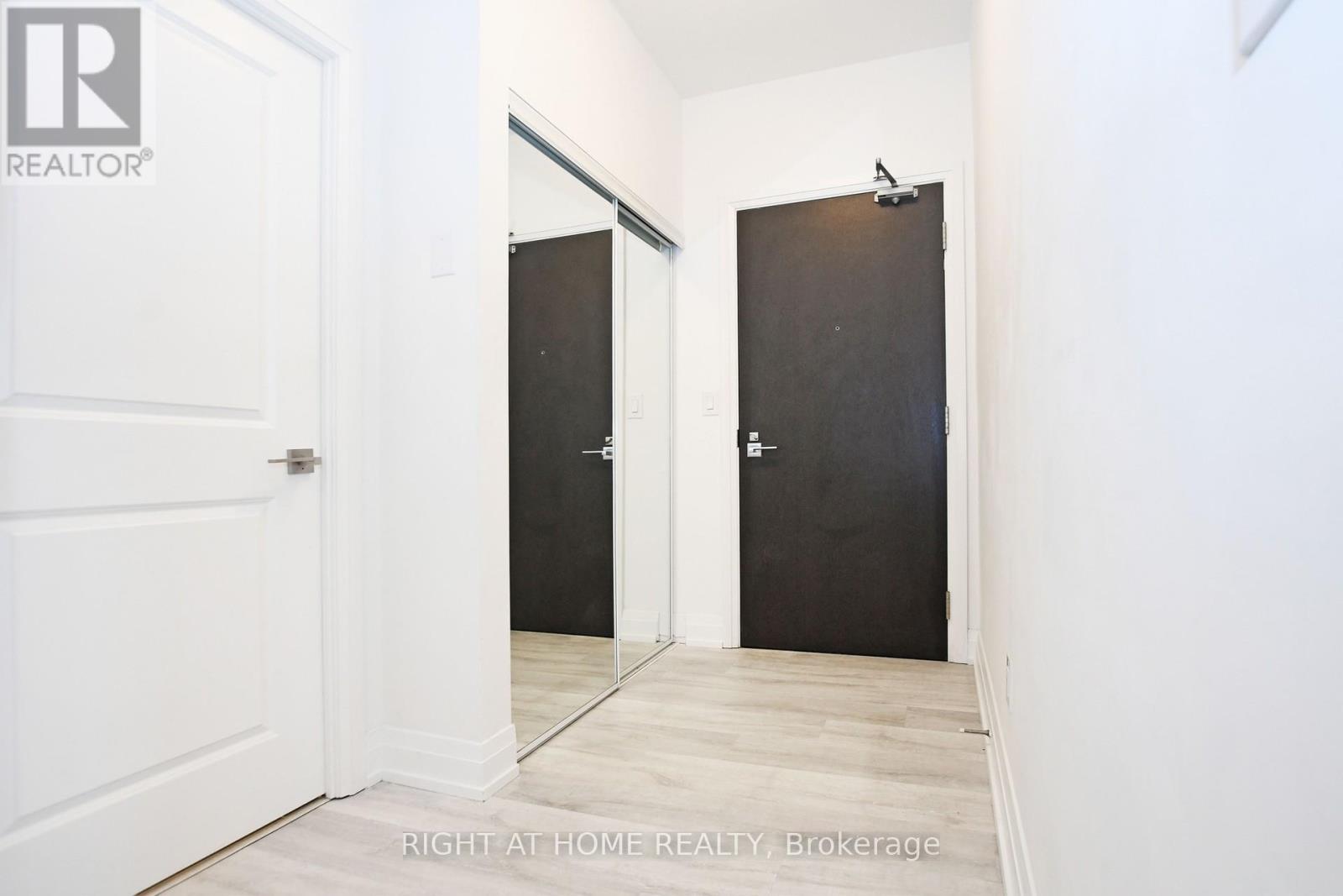 720 - 3600 Hwy 7 Road, Vaughan, Ontario  L4L 0G7 - Photo 6 - N12673342