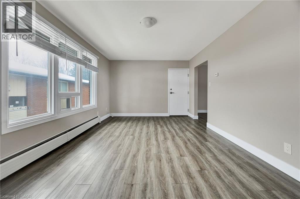 66 Barbara Crescent, Kitchener, Ontario  N2M 4N2 - Photo 4 - 40794299