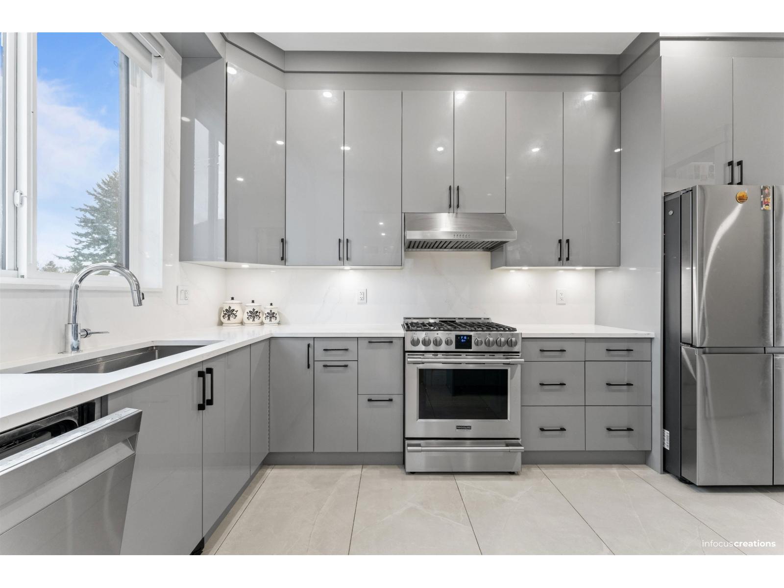 7555 140a Street, Surrey, British Columbia  V3W 6V6 - Photo 12 - R3076557