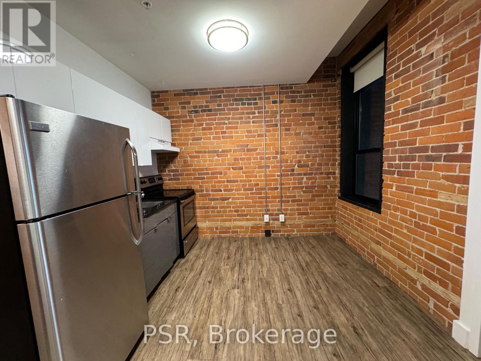 213 - 2870 Dundas Street W, Toronto, Ontario  M6P 1Y8 - Photo 3 - W12673254