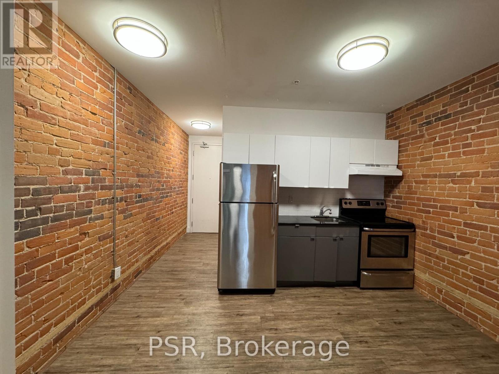 213 - 2870 Dundas Street W, Toronto, Ontario  M6P 1Y8 - Photo 4 - W12673254