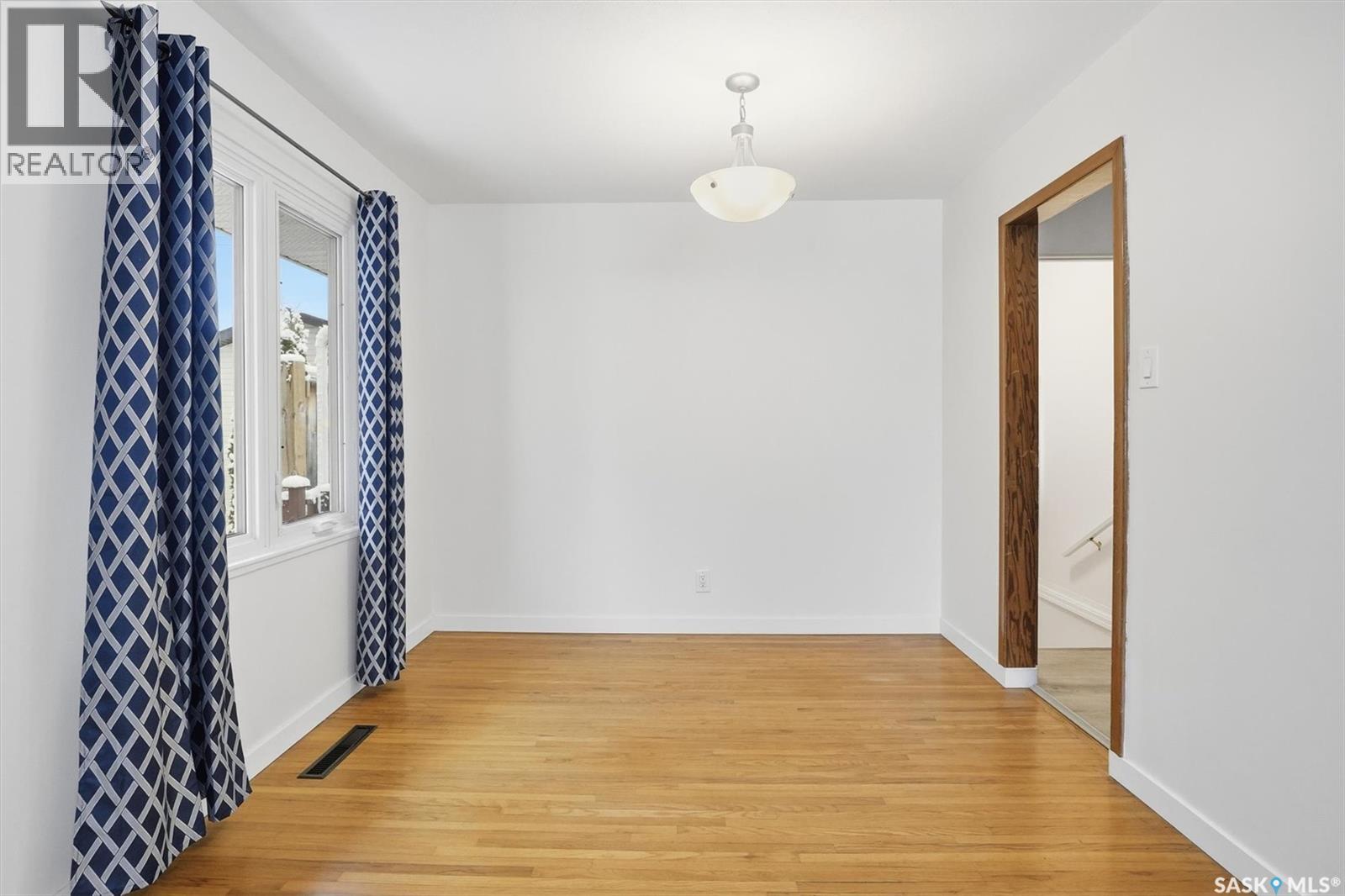 2126 William Avenue, Saskatoon, Saskatchewan  S7J 1A5 - Photo 9 - SK026362