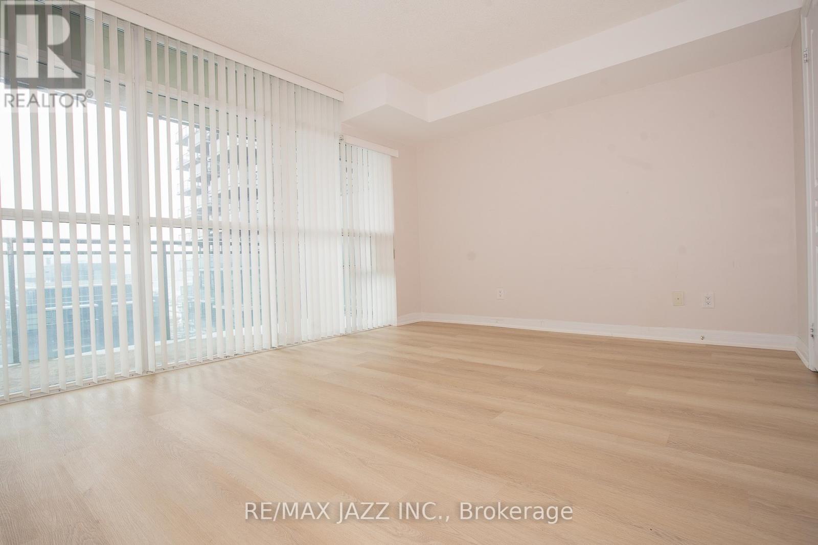 714 - 1600 Charles Street, Whitby, Ontario  L1N 0G4 - Photo 6 - E12672390