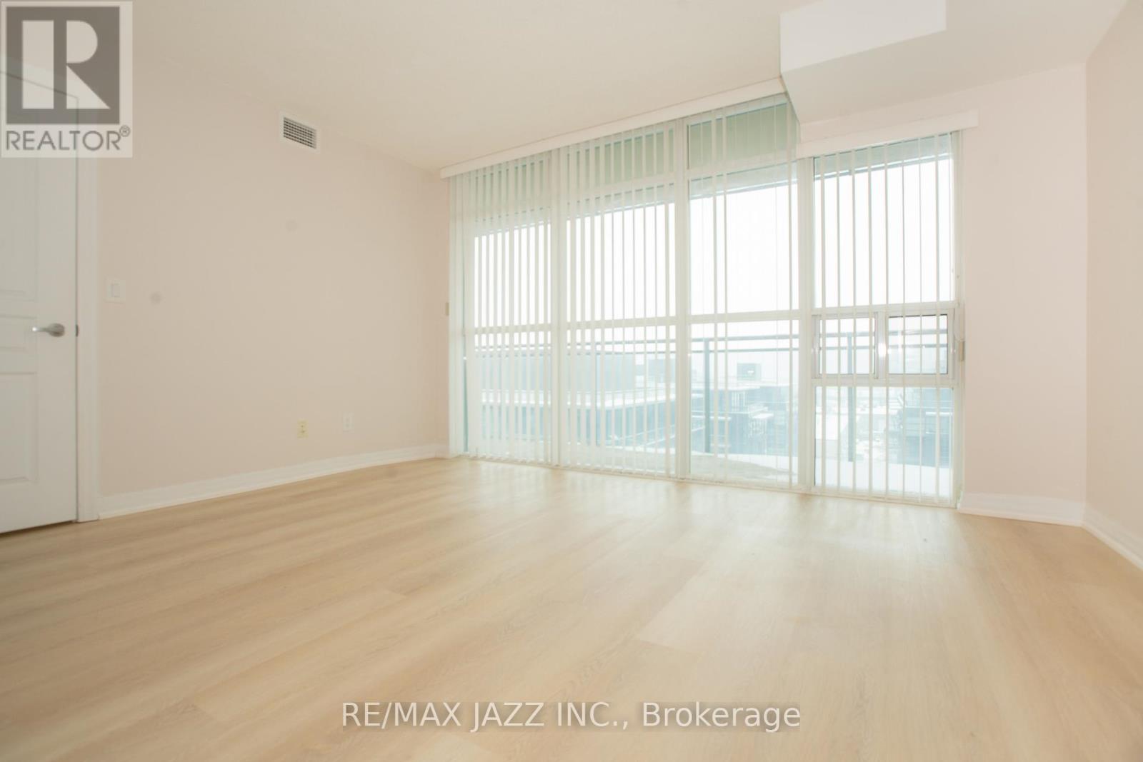 714 - 1600 Charles Street, Whitby, Ontario  L1N 0G4 - Photo 8 - E12672390