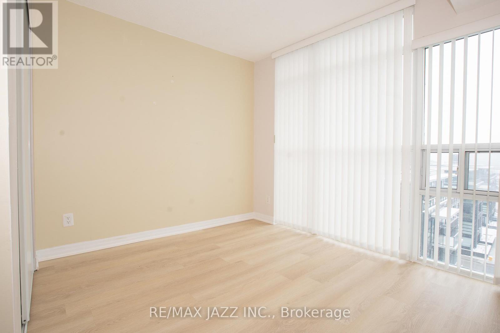 714 - 1600 Charles Street, Whitby, Ontario  L1N 0G4 - Photo 9 - E12672390