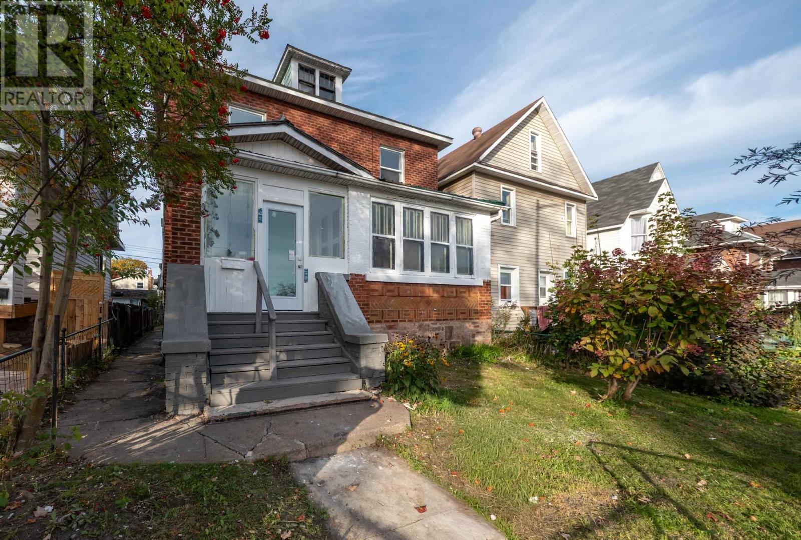 244 Albert St W, Sault Ste. Marie, Ontario  P6A 1B6 - Photo 4 - SM253383