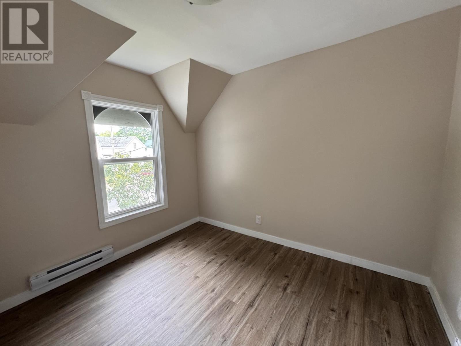 30 Grosvenor Ave, Sault Ste. Marie, Ontario  P6B 2L9 - Photo 16 - SM253442