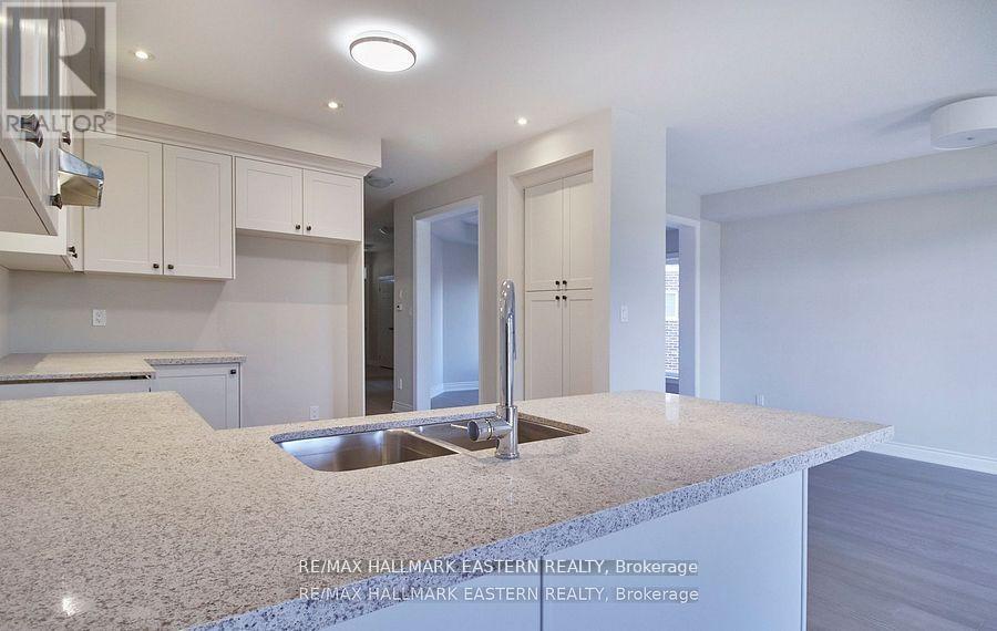 37 Coldbrook Drive, Cavan Monaghan, Ontario  L0A 1G0 - Photo 18 - X12673514