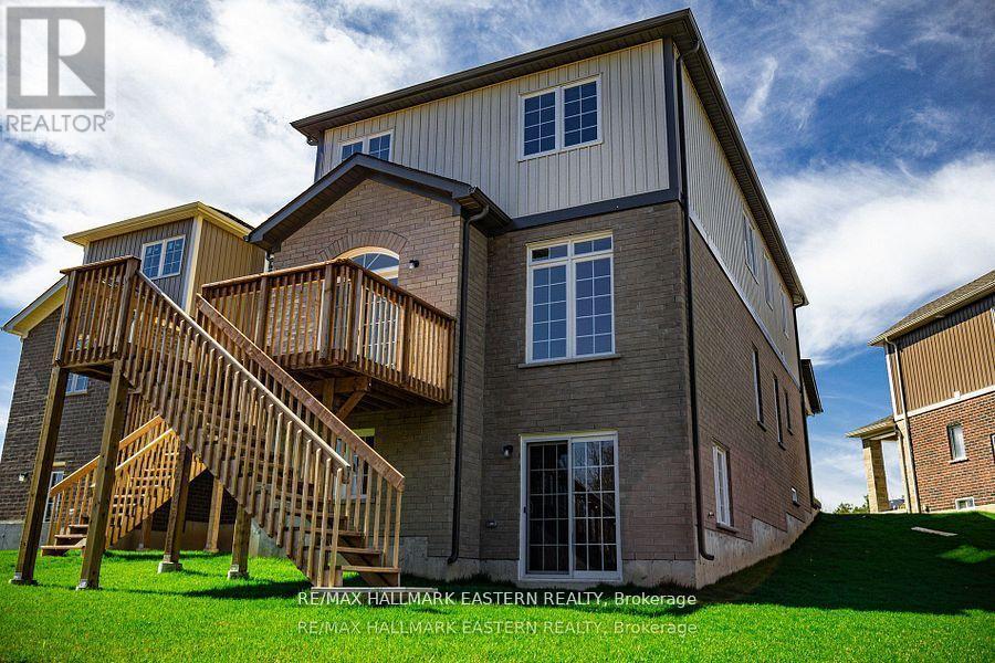 37 Coldbrook Drive, Cavan Monaghan, Ontario  L0A 1G0 - Photo 2 - X12673514