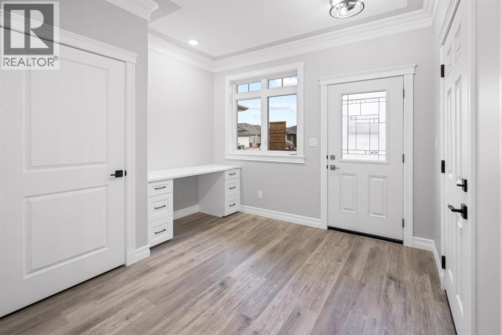 3303 50a Streetclose, Camrose, Alberta  T4V 5K9 - Photo 3 - A2238765