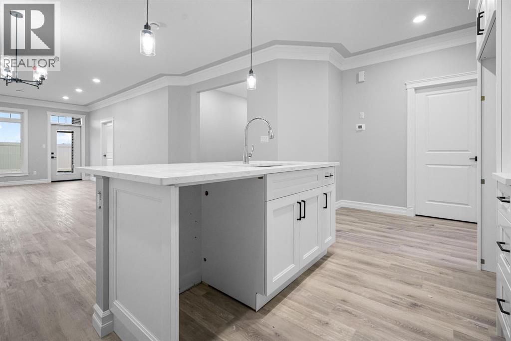 3303 50a Streetclose, Camrose, Alberta  T4V 5K9 - Photo 6 - A2238765