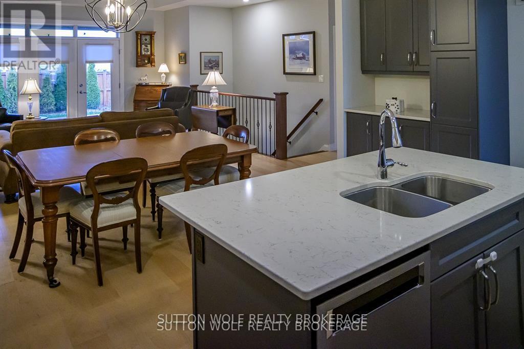 14 Elwood Street, Strathroy-Caradoc, Ontario  N7G 0G5 - Photo 6 - X12673440