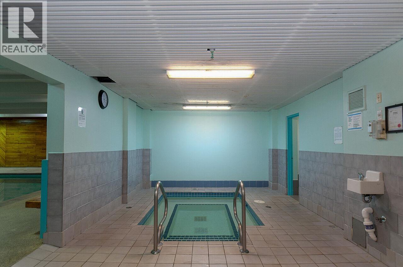 1710 2008 Fullerton Avenue, North Vancouver, British Columbia  V7P 3G7 - Photo 28 - R3074197