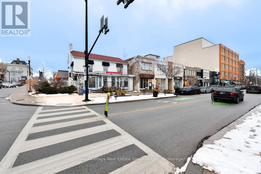 1 - 333 Lakeshore Road E, Oakville, Ontario  L6J 1J4 - Photo 13 - W12673512