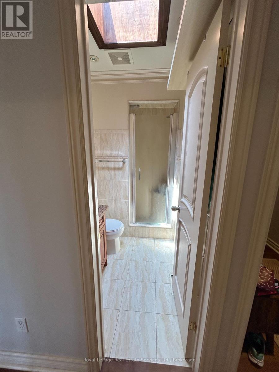 1 - 333 Lakeshore Road E, Oakville, Ontario  L6J 1J4 - Photo 11 - W12673512