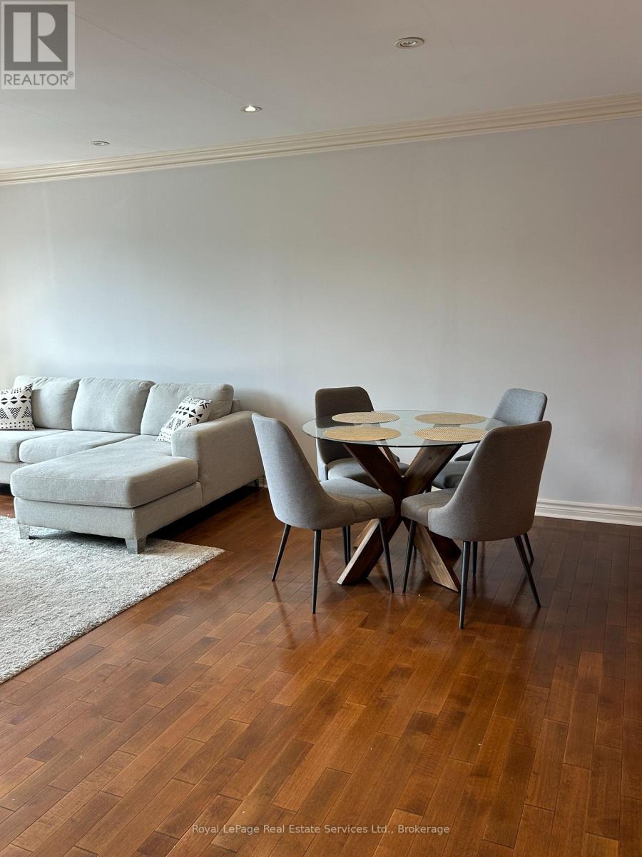 1 - 333 Lakeshore Road E, Oakville, Ontario  L6J 1J4 - Photo 8 - W12673512