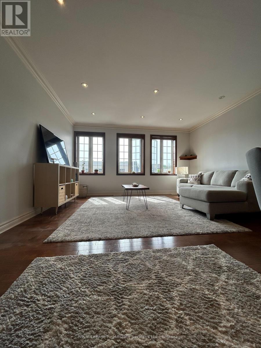 1 - 333 Lakeshore Road E, Oakville, Ontario  L6J 1J4 - Photo 7 - W12673512