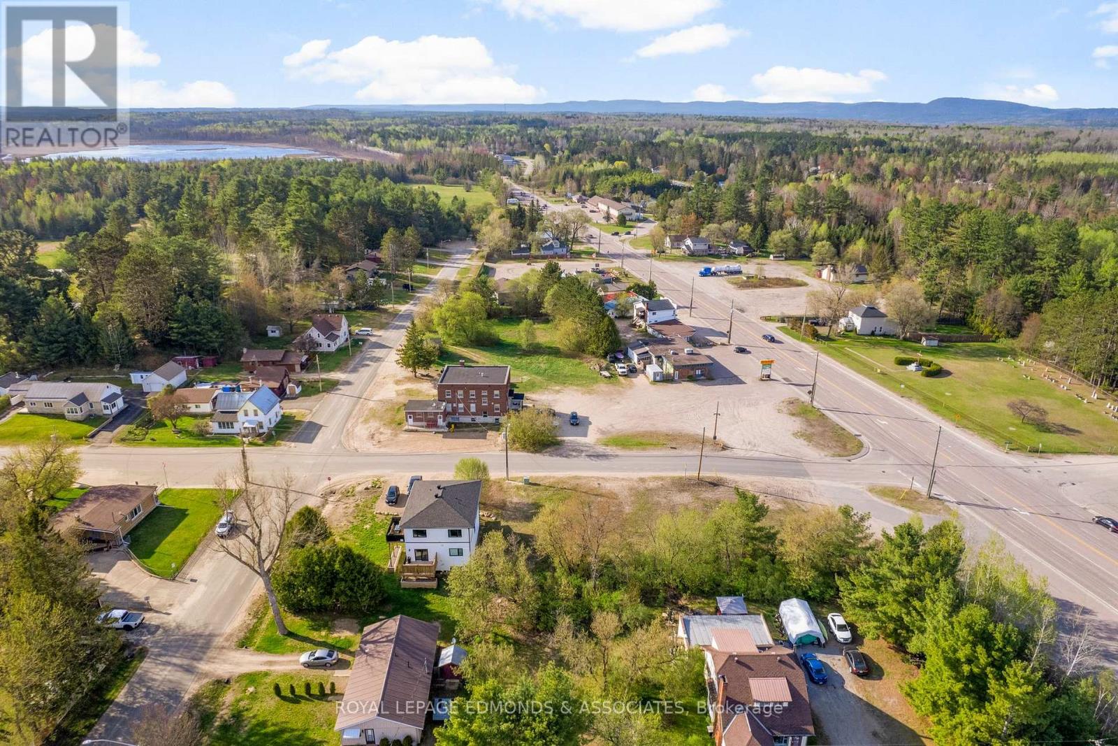 0 Albert Street, Laurentian Hills, Ontario  K0J 1P0 - Photo 6 - X12673486