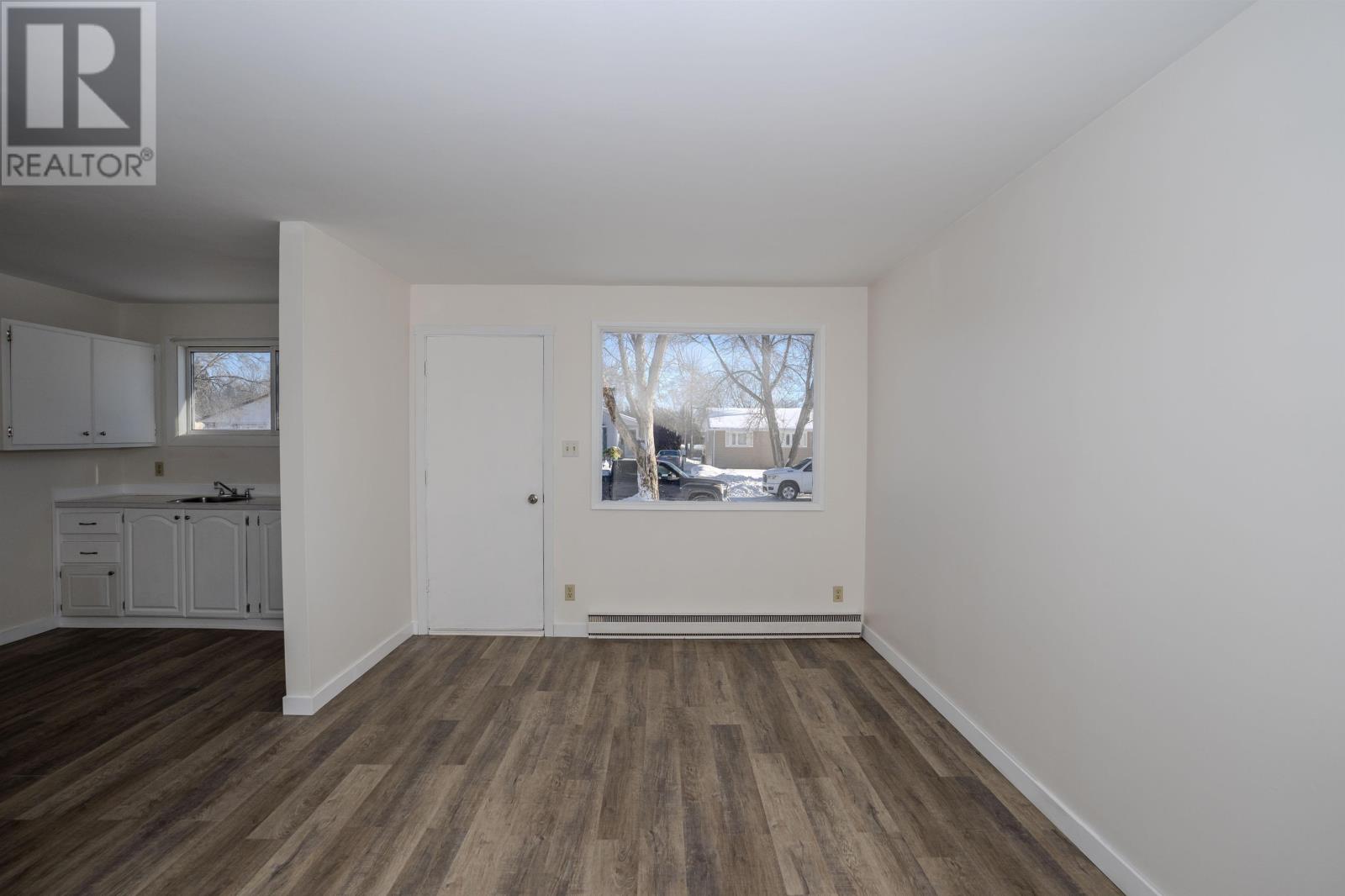 137 Huron Cres, Thunder Bay, Ontario  P7A 3K3 - Photo 5 - TB2600017