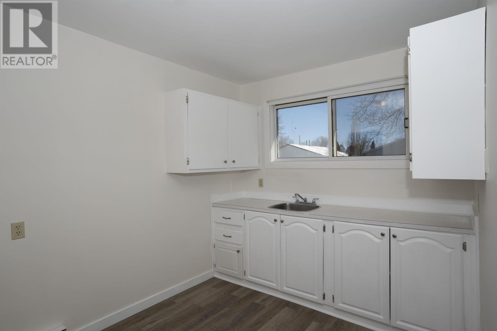 137 Huron Cres, Thunder Bay, Ontario  P7A 3K3 - Photo 6 - TB2600017