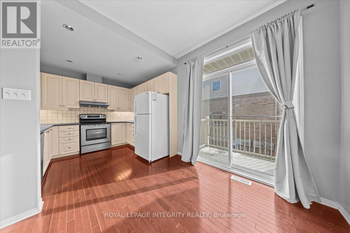 180 Clearview Avenue, Ottawa, Ontario  K1Z 1B8 - Photo 12 - X12673348