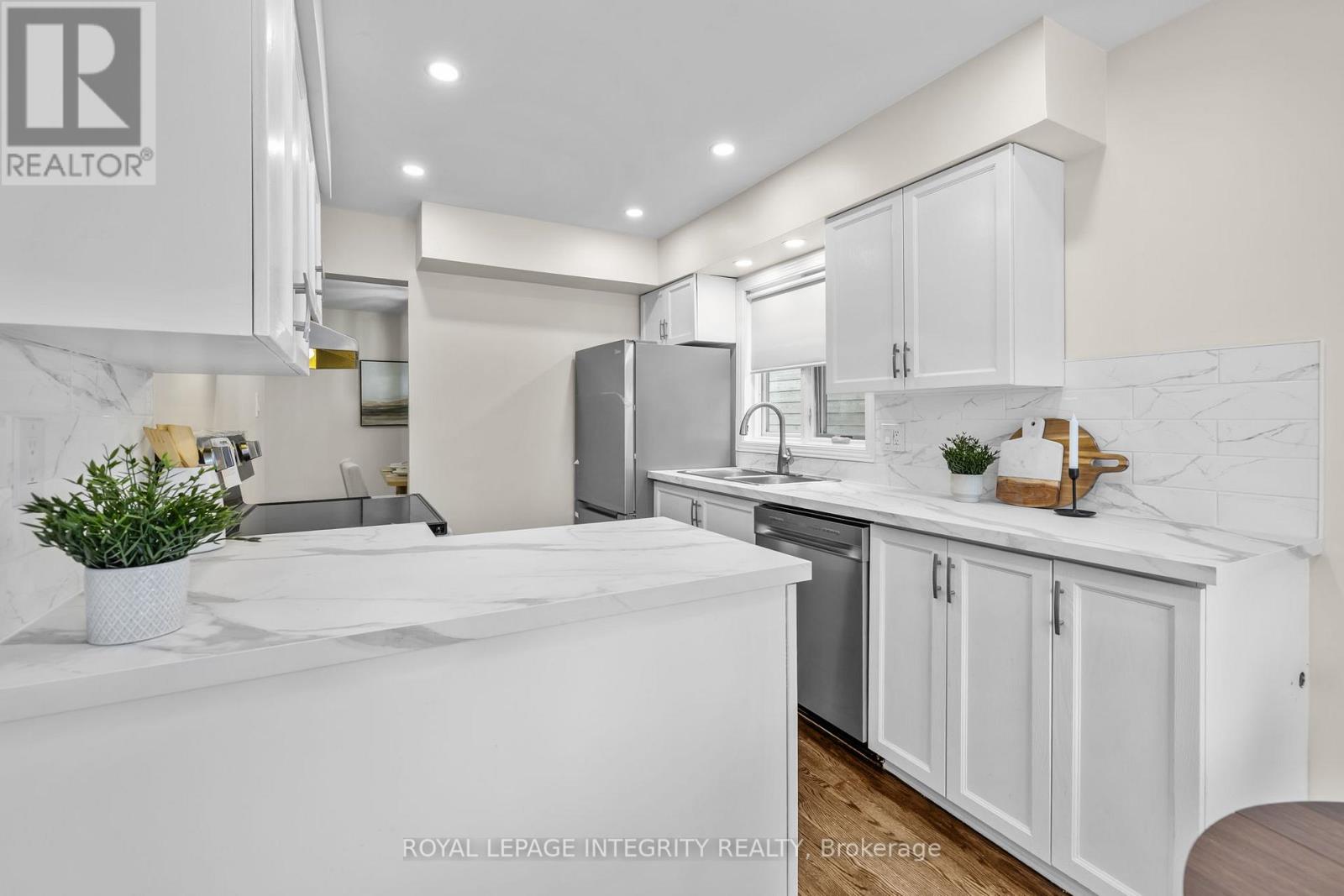 13 Robarts Crescent, Ottawa, Ontario  K2L 3Z6 - Photo 13 - X12673438