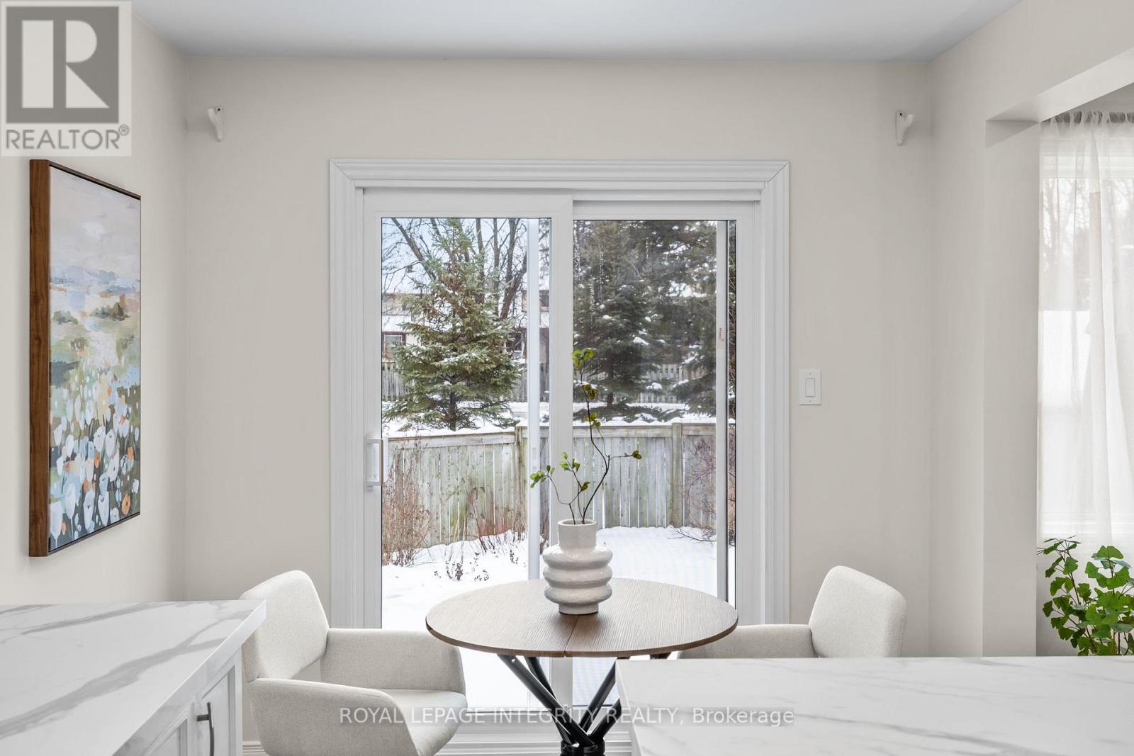 13 Robarts Crescent, Ottawa, Ontario  K2L 3Z6 - Photo 17 - X12673438