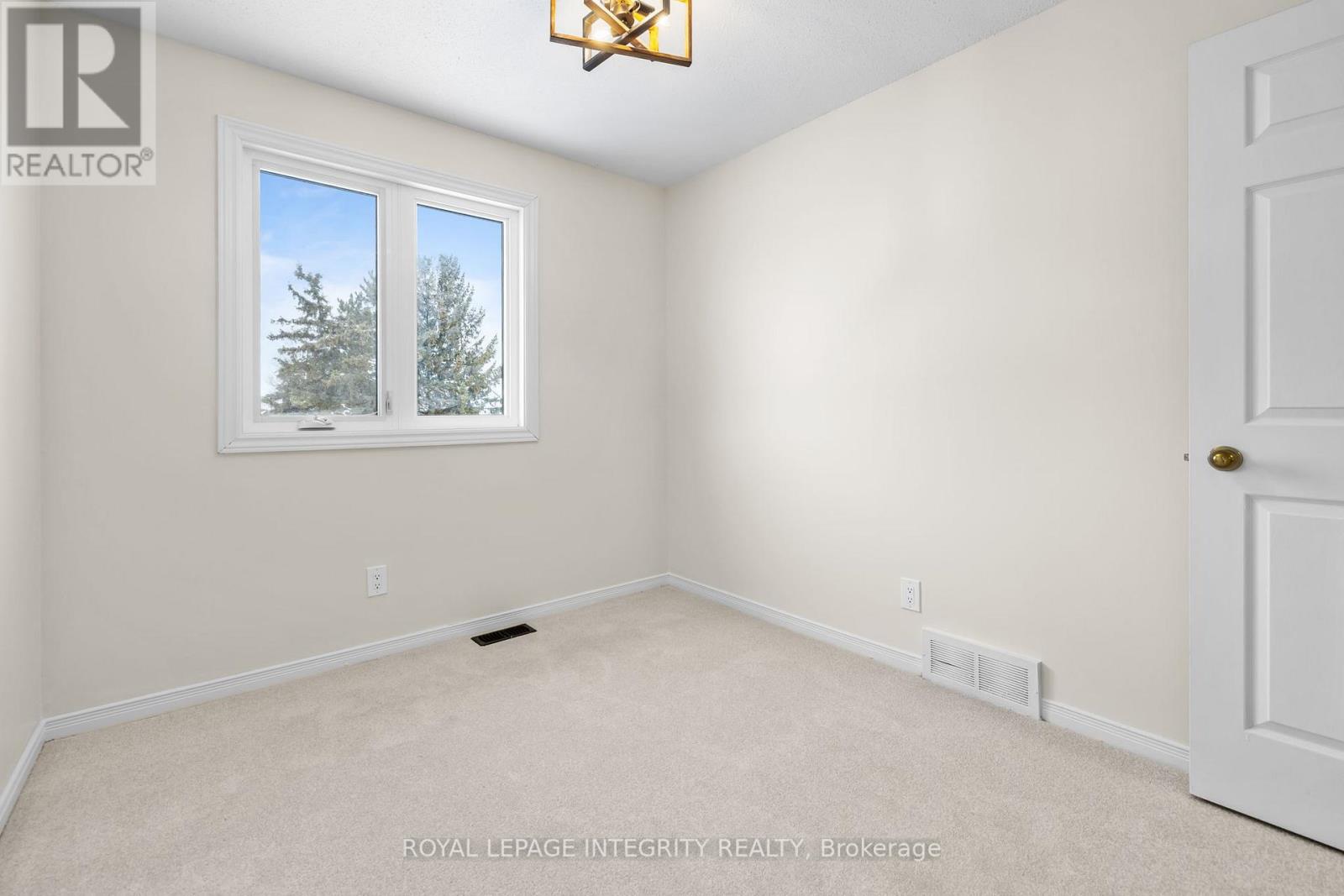 13 Robarts Crescent, Ottawa, Ontario  K2L 3Z6 - Photo 20 - X12673438