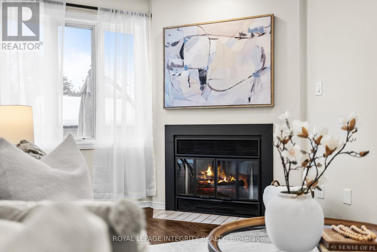 13 Robarts Crescent, Ottawa, Ontario  K2L 3Z6 - Photo 8 - X12673438