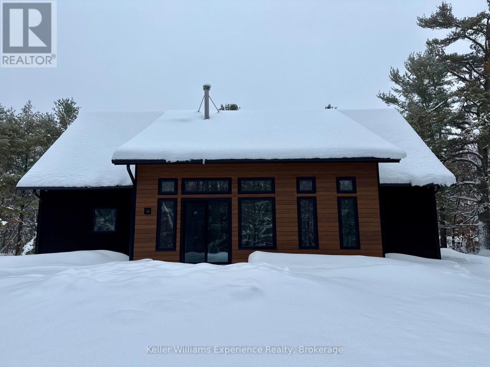 753 Honey Harbour Road, Georgian Bay, Ontario  L0K 1S0 - Photo 2 - X12451673