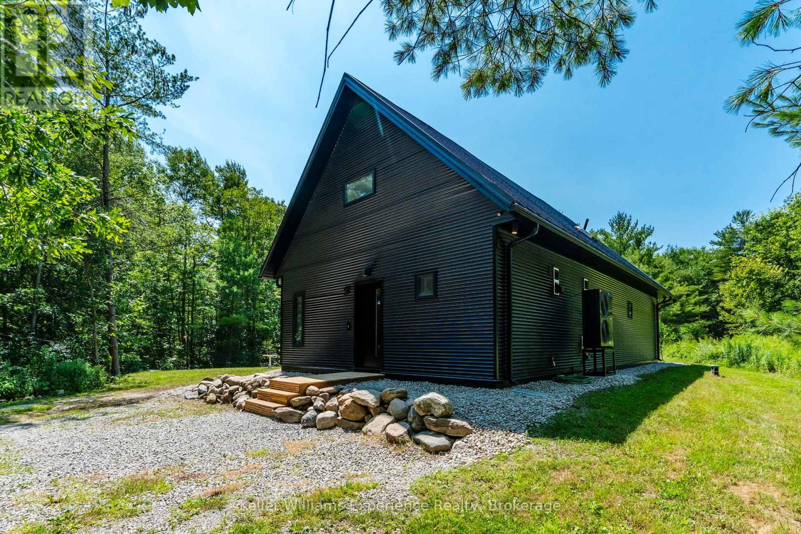 753 Honey Harbour Road, Georgian Bay, Ontario  L0K 1S0 - Photo 38 - X12451673