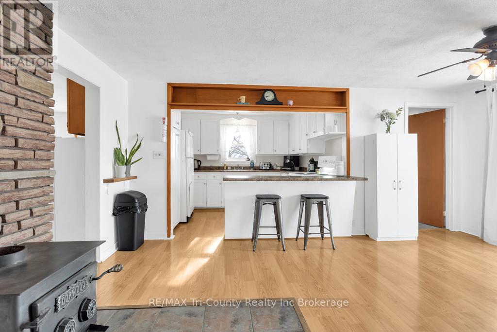 12153 Somers Road, Bayham, Ontario  N4G 4G8 - Photo 13 - X12673378