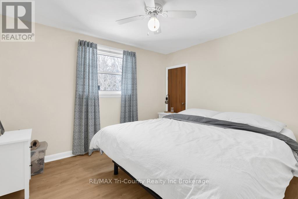 12153 Somers Road, Bayham, Ontario  N4G 4G8 - Photo 17 - X12673378