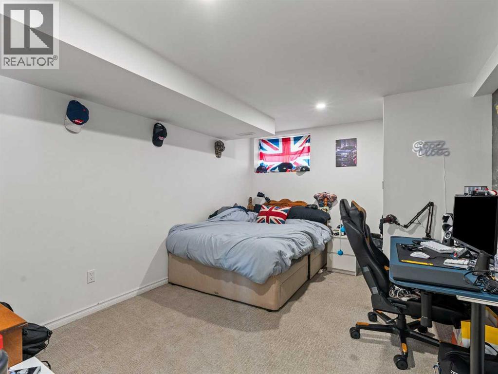 95 Crystal Shores Road, Okotoks, Alberta  T1S 2H9 - Photo 28 - A2277318