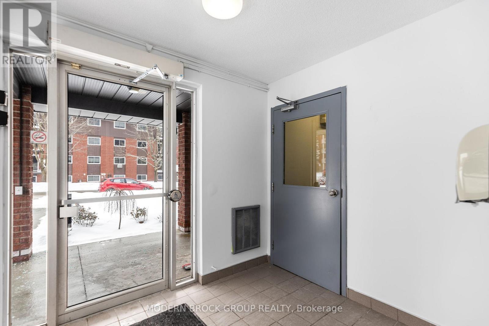 Unit #8 - 6 Charlotte Place, Brockville, Ontario  K6V 6T4 - Photo 23 - X12673422