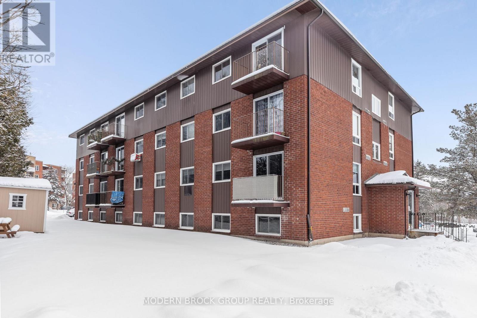 Unit #8 - 6 Charlotte Place, Brockville, Ontario  K6V 6T4 - Photo 3 - X12673422