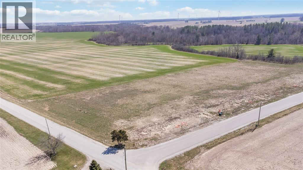 8158 HILLSBORO ROAD Plympton-Wyoming Ontario Canada N0N1J6 5
