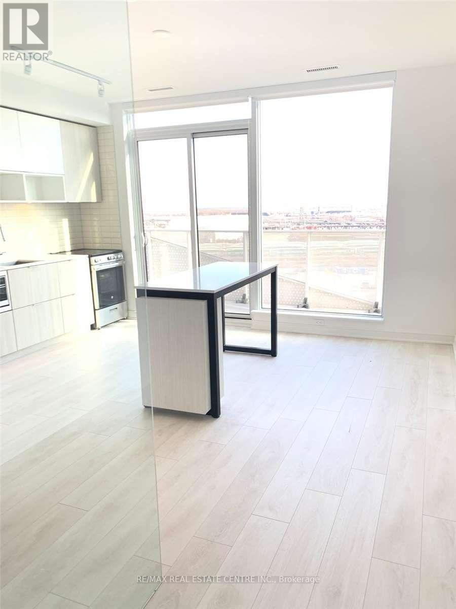 1204 - 60 Tannery Road, Toronto, Ontario  M5A 0S8 - Photo 6 - C12673432