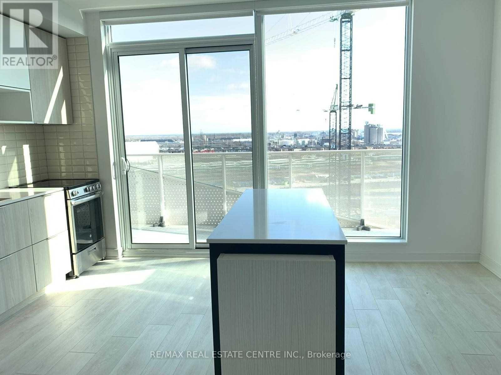 1204 - 60 Tannery Road, Toronto, Ontario  M5A 0S8 - Photo 7 - C12673432