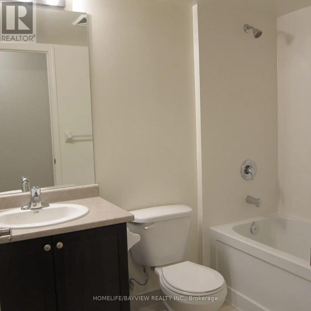 1207 - 19 Grand Trunk Crescent, Toronto, Ontario  M5J 3A3 - Photo 3 - C12673458