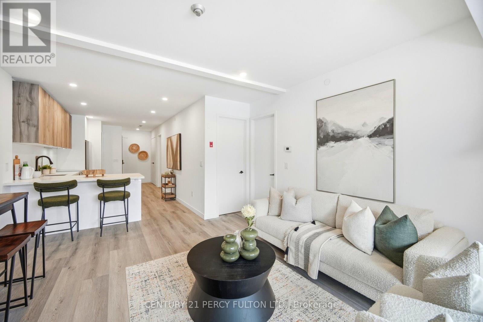 204 - 61 Orchard Park Drive, Toronto, Ontario  M1E 0C8 - Photo 2 - E12673418