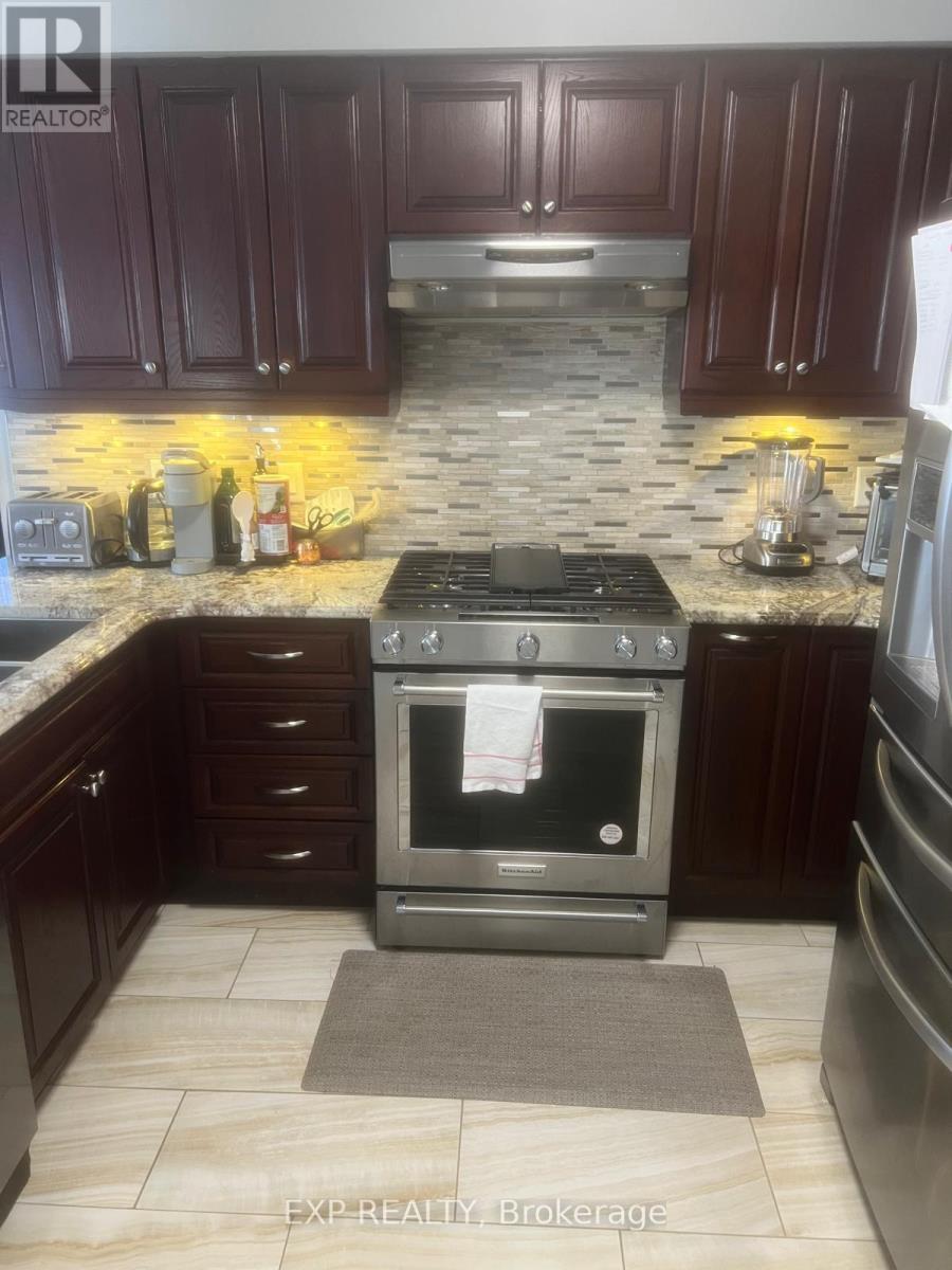 1 - 14 Griffiths Drive, Ajax, Ontario  L1T 3J3 - Photo 11 - E12673468