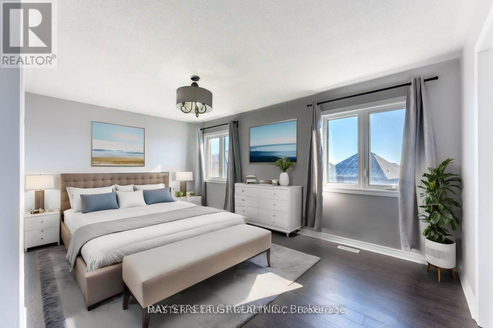 471 Kwapis Boulevard, Newmarket, Ontario  L3X 3K5 - Photo 21 - N12673448