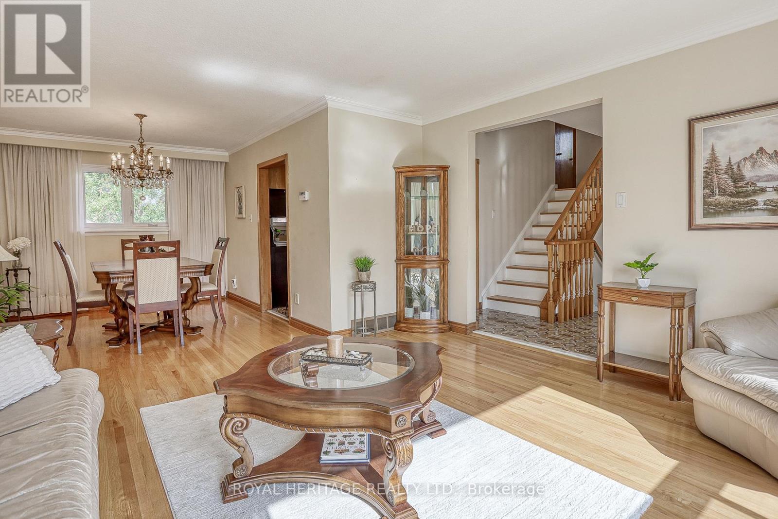 31 Purpledusk Trail, Toronto, Ontario  M1E 4C6 - Photo 7 - E12672486