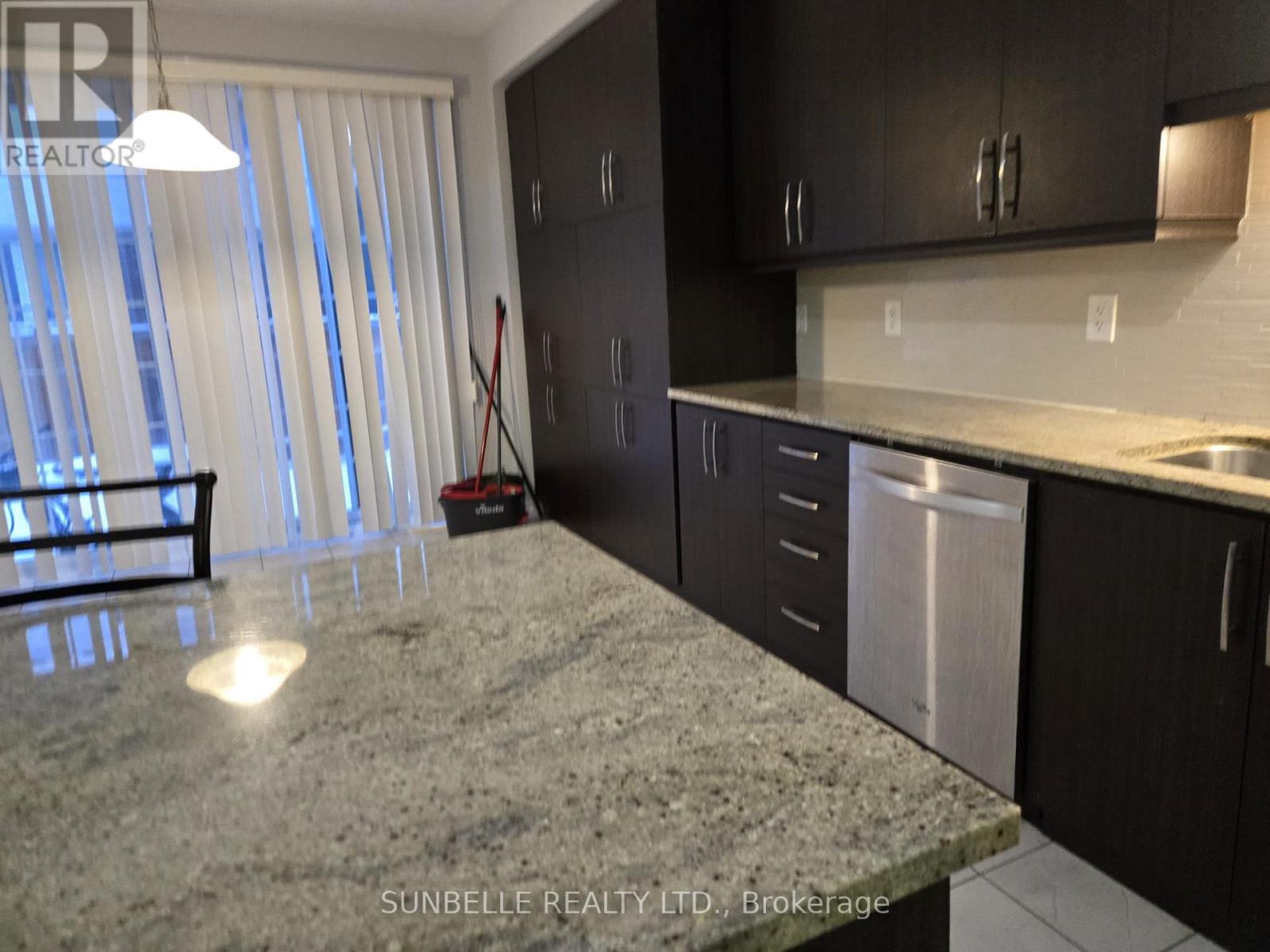 Upper Levels - 12 Polstar Road, Brampton, Ontario  L7A 4H1 - Photo 17 - W12597996