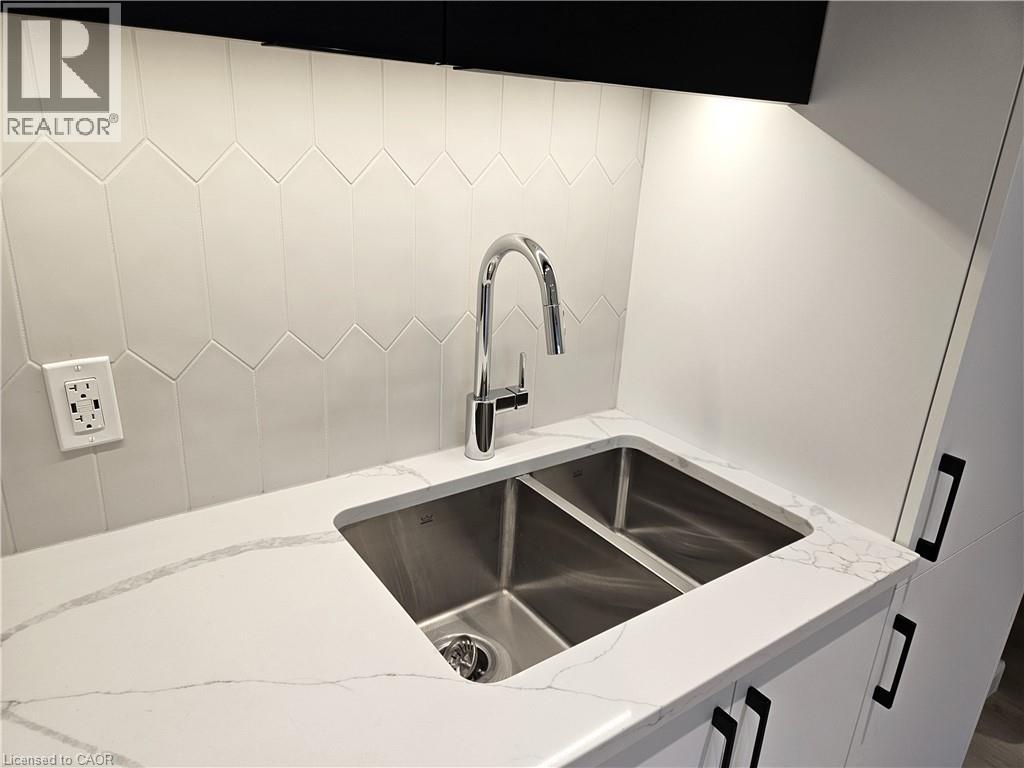 741 King Street W Unit# 1108, Kitchener, Ontario  N2G 0E9 - Photo 8 - 40796659