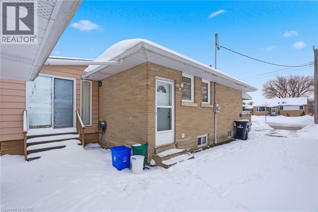 18 Harber Avenue, Kitchener, Ontario  N2C 1Y8 - Photo 27 - 40795682