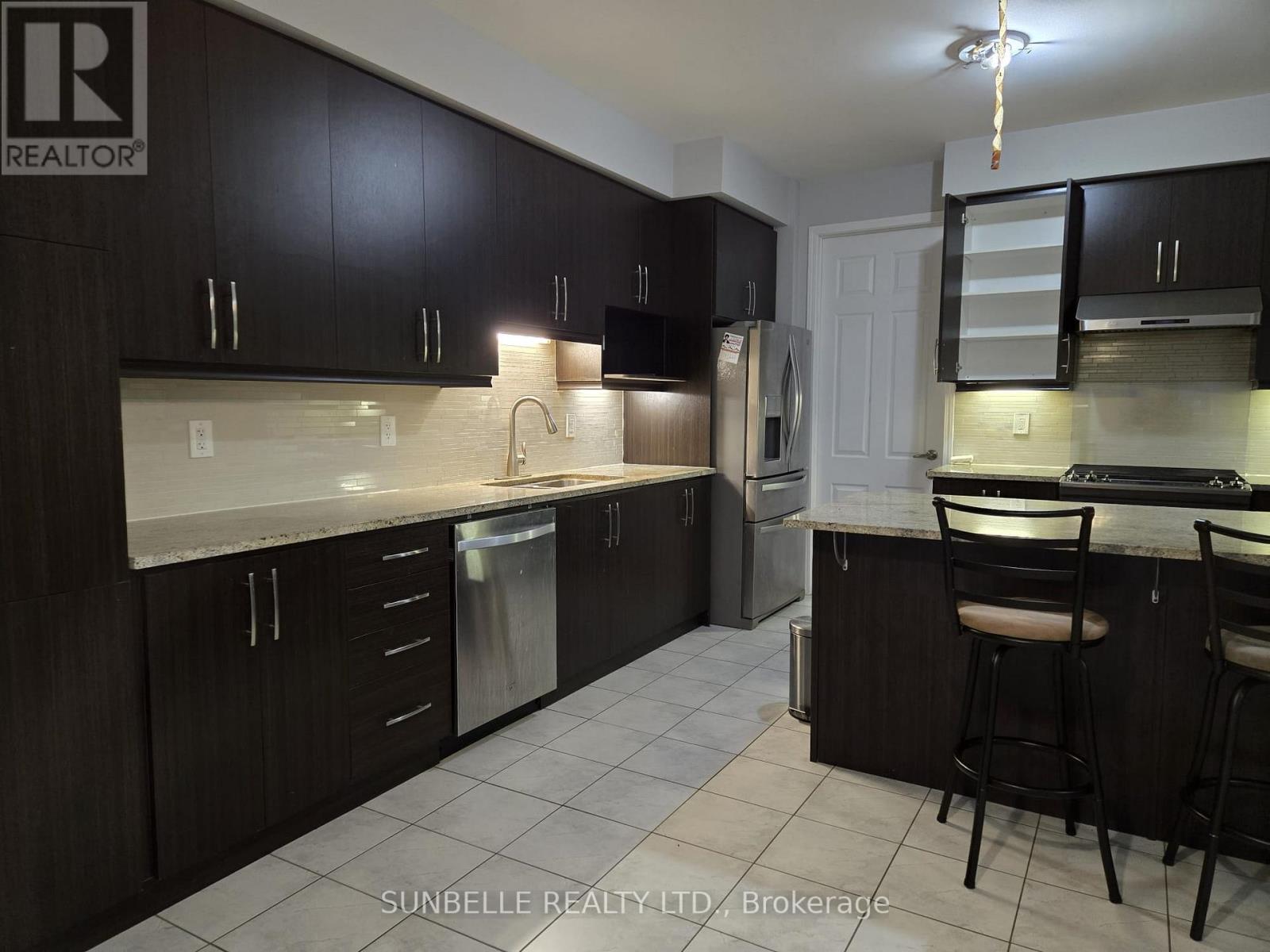 Upper Levels - 12 Polstar Road, Brampton, Ontario  L7A 4H1 - Photo 16 - W12597996