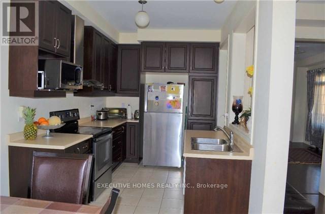 1 Blackberry Valley Crescent, Caledon, Ontario  L7C 3Z7 - Photo 11 - W12673516